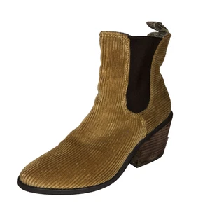 BAND OF GYPSIES Shadow Ankle Boots Boho Camel Corduroy Booties‎ Womens Size 6 - Picture 1 of 9