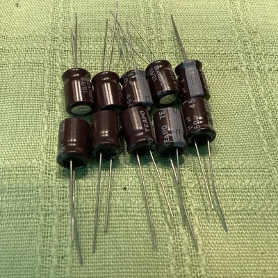 Lote De 10 Condensadores Electrolíticos Plomo Radial 1uF 450volt 105º Teapo E Foto 1 de 2