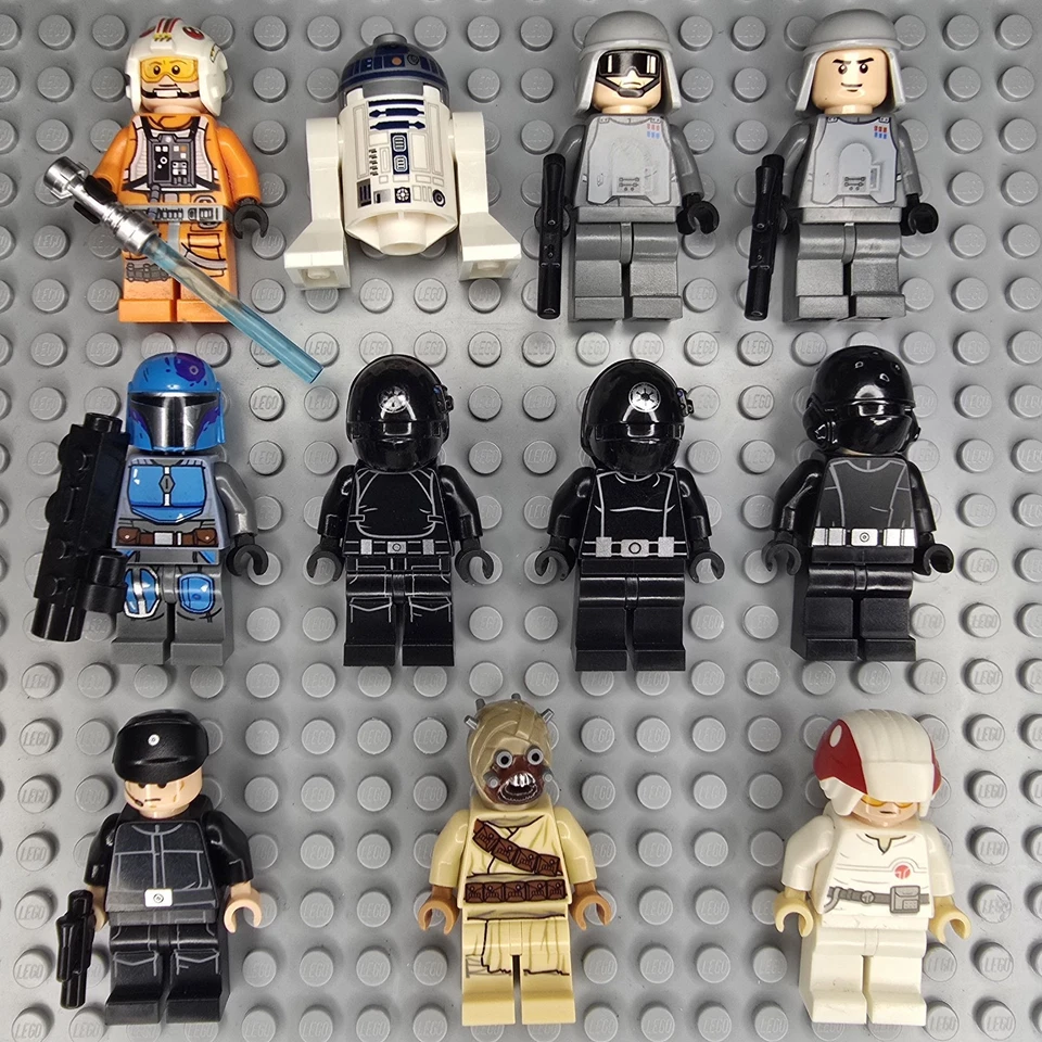 Lego Star Wars Minifigures Lot - Image 1 of 1