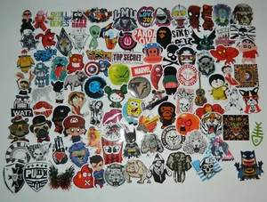 Lote 100 PEGATINAS Graffiti Logotipo Dibujos Animados Laptop Frasco Monopatín Casco Guitarra NUEVO - Imagen 1 de 6