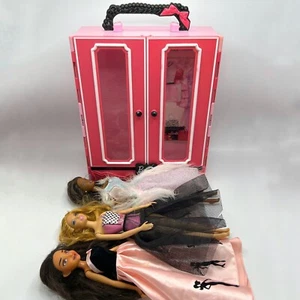Barbie Fashion Wardrobe Closet Carry Case Clothes & set of Barbie Dolls, Clothes - Picture 1 of 13