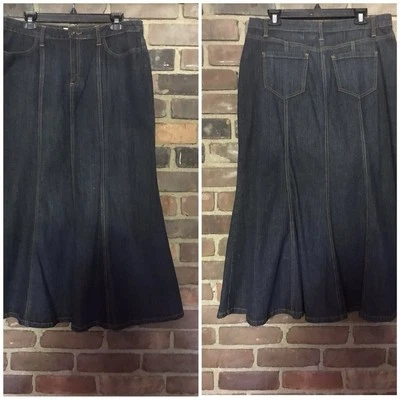 ST JOHN BAY | Falda Denim Lavado Oscuro Calce Largo Acampanado Sirena Talla 12 (33W X 35.5L) Foto 1 de 3