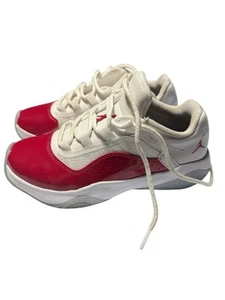 Air Jordan 11 CMFT Low UNC bianco e rosso varsity taglia 5 anni - Foto 1 di 6