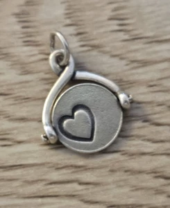 ZURÜCKGENOMMEN James Avery Sterlingsilber rollendes drehendes umklappendes Herz Charm - Bild 1 von 4