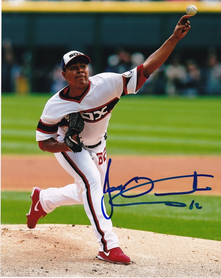 JOSE QUINTANA   CHICAGO WHITE SOX     ACTION SIGNED 8x10 - Image 1 of 1