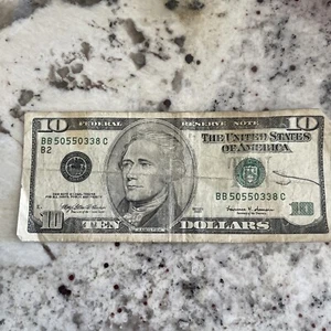 1999 $10 DOLLAR BILL TEN FEDERAL RESERVE NOTE BB 50550338 C - Picture 1 of 6