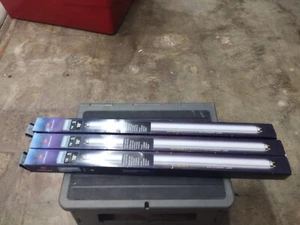 3- CORALIFE SALTWATER FRESHWATER BULB 18in 17 watt T8 50/50 Light Aquarium Bulb - Picture 1 of 4