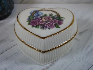 Melodies the Celebration Collection Musical Trinket Box "Try to Remember" - L3 - Picture 1 of 10