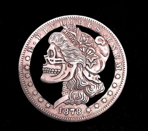 Handgeschnittene Hobo Münze Dollar Schädel Frau Morgan Gothic Fantasy Kunst Hobo Nickel - Bild 1 von 3