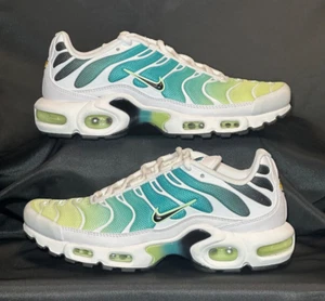 Nike Air Max Plus Dusty Cactus Barely Volt (Damen) - Größe 8W / 6,5Y - (0079) - Bild 1 von 8