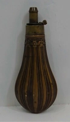 G. & JW Hawksley 8"H Ribbed Military Powder Flask - Image 1 of 4