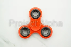 Hand Spinner Tri Fidget Spinner Gyro Figet Desk Toy EDC Focus ADHD »USA« RED - Picture 1 of 4