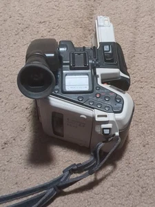 RARE Vintage Canon L1A Hi8 8MM Canovision 8 Video Camcorder untested - Picture 1 of 4