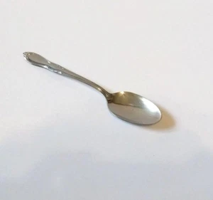 Oneida Ltd Simeon & George H Rogers Co Gehöft Edelstahl Oval Suppenlöffel - Bild 1 von 9