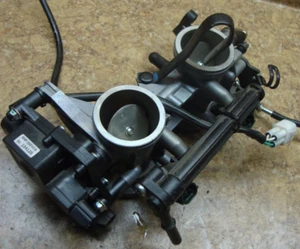 2013 Kawasaki Ninja EX650 EX 650 E 650E Fuel Gas Intake Throttle Body Carb 13 - Picture 1 of 2