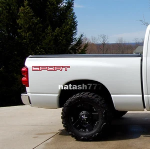 SPORT TRUCK Cama Vinilo Calcomanía Logotipo del emblema de la calcomanía 4x4 pickup - ROJO (Ajustes: DODGE) - Imagen 1 de 1