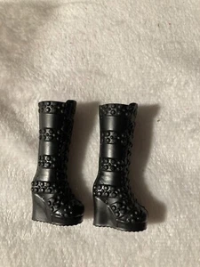 Createable World Fashion Tall Black Boots Shoes. - Picture 1 of 1