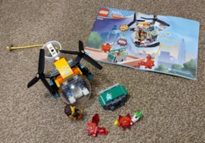 Lego DC Super Hero Girls Bumblebee Helicopter (41234) - Picture 1 of 2