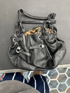 B. Makowsky Black Color Leather Women’s Hand Bag w/ Leopard Pattern Interior - Picture 1 of 5