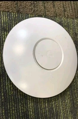 Ubiquiti Networks UniFi UAP-PRO Wireless Access Point USED - Image 1 of 2