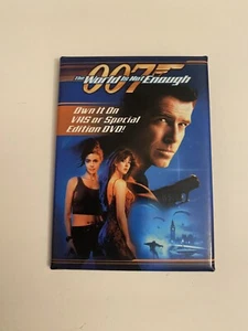 The World Is Not Enough 007 Promotional Pin Back Button P2 - Picture 1 of 3