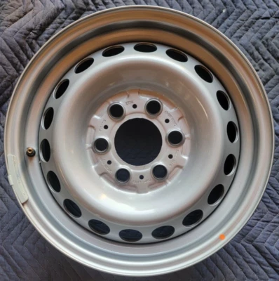 16" DODGE, FREIGHTLINER, MBZ, SPRINTER 1500, 2500 SILVER STEEL RIM 00140191029 - Image 1 of 2