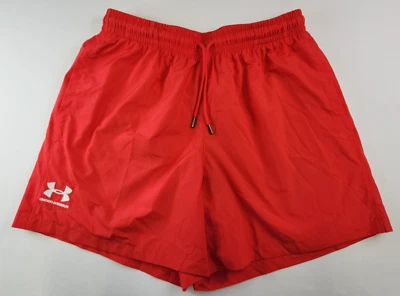 Pantalón Corto UA Para Hombres Rojo Essential Volley 5.5" Entrepierna Talla M Forro de Malla Ligero Foto 1 de 4