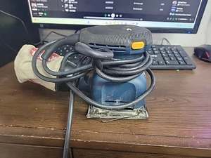 Lijadora de hojas Ryobi S651D con cable usada probada - Imagen 1 de 4