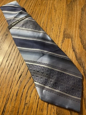 Corbata a rayas de seda tejida Pierre Cardin nueva con etiquetas nueva con defectos Foto 1 de 4