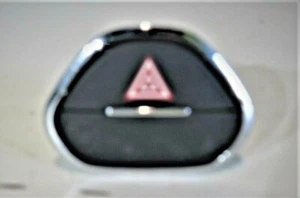 VAUXHALL CORSA 2015 LUCES DE PELIGRO INTERRUPTOR/AIRBAG PASAJERO PANTALLA ENCENDIDO/APAGADO - Imagen 1 de 2