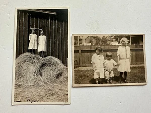 2 fotografías pequeñas de niños en blanco y negro - Imagen 1 de 2