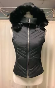 Bebe Down Removable Hood Rabbit Fur Quilted Full Zip Sides Cropped Puffer Vest S - Picture 1 of 9