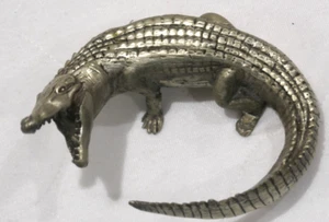 Vintage silver coloured Crocodile Ornament Display - Heavyweight - Picture 1 of 12