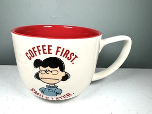 Hallmark Peanuts Lucy Kaffeebecher Kaffee First Smile Later 2023 - Bild 1 von 6