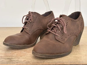 Tacones Oxford Rocket Dog Selina marrón para mujer talla 7 - Imagen 1 de 9