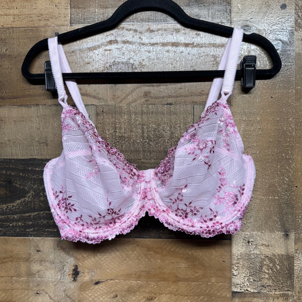Sujetador Balconette Cobertura Completa Encaje Floral Rosa Wacoal 38DD Foto 1 de 4