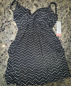 Womens Small D/DD Tankini Top ONLY ~ Swim Bathing Suit~ New NWT ~ Maternity - Picture 1 of 2