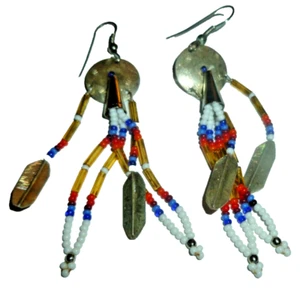 Vtg Pierced Earrings Native Style Silver Tone Beaded Faether Design Dangle Long - Picture 1 of 4