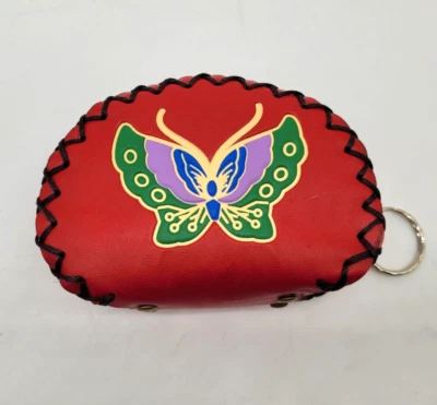 Bolsa de moedas de couro vermelho sintético em forma de meia lua boho borboleta colorida 3" - Imagem 1 de 4