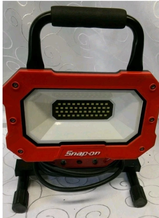 SNAP-ON CORDED LED 2000 LUMENS PORTABLE WORK LIGHT #692404 - Image 1 of 1