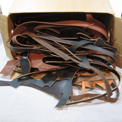 Lote de 27 libras de correas y restos de cuero de chatarra Foto 1 de 4