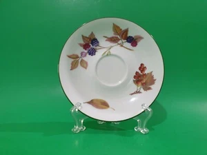 Royal Worcester Evesham Vale Saucer Plate - Set of 4 - Picture 1 of 2