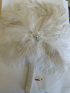 Feather Bouquet Fan Beige Gatsby 1920’s Wedding Ribbon White & Beige - Picture 1 of 8