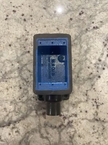 OCAL FS2-G DEADEND SHALLOW BOX 1-GANG 1HUB 3/4" GRAY ROBROY - Bild 1 von 2