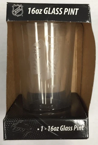 Chicago Blackhawks NHL 16 Oz Glass Pint, NEW in Box Cover