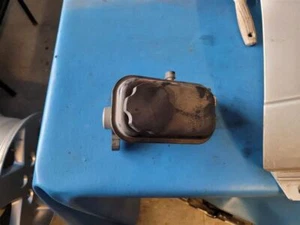 88 89 90 91 CAVALIER BRAKE MASTER CYL 18958 - Bild 1 von 3