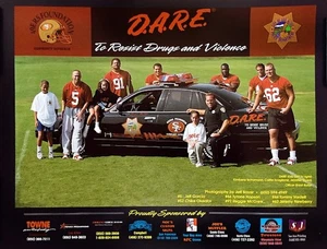 Letrero metálico de 12x8 pulgadas ATRÉVETE a resistir drogas y violencia cartel de coche de policía - Imagen 1 de 1