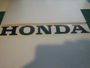2x Adesivi Gonna Laterale HONDA Decalcomanie Grafiche - 19 Colori a Scelta - Foto 1 di 5