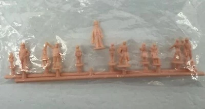 12 Pcs Model Train Railway For Layout Figures People Assorted Poses - Image 1 of 4