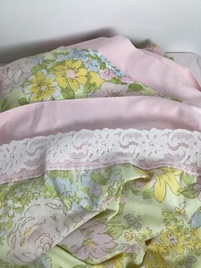 Juego de sábanas planas/ajustadas vintage de cama doble floral multicolor rosa con encaje - Imagen 1 de 3